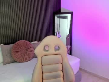 Sammybrunette1 Chaturbate stream image from October 19, 2025