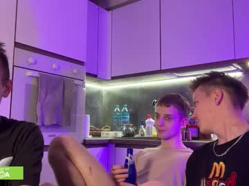 Barney_Kevin Chaturbate stream image from October 19, 2025