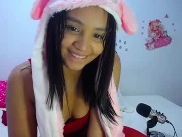 Natashaaxx Chaturbate stream image from October 19, 2025