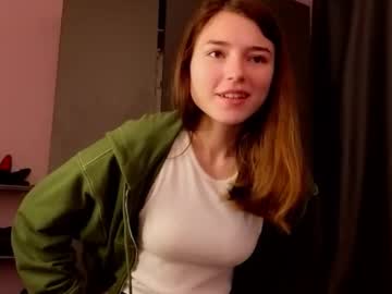 Pamilarakestraw Chaturbate stream image from October 19, 2025