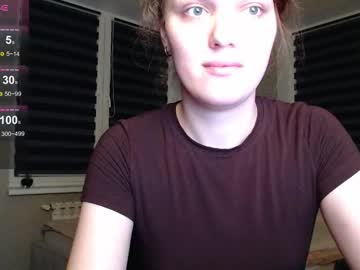 Emiliarhodes Chaturbate stream image from October 19, 2025