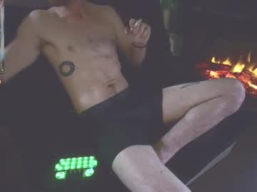 Thecarrguyy Chaturbate stream image from October 20, 2025