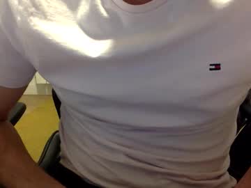 Borjajrob Chaturbate stream image from October 20, 2025