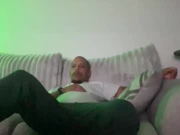 Caramelizedzeus Chaturbate stream image from October 20, 2025