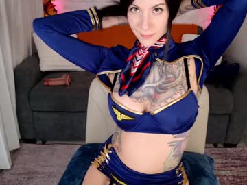 Harliequinnx Chaturbate stream image from October 20, 2025
