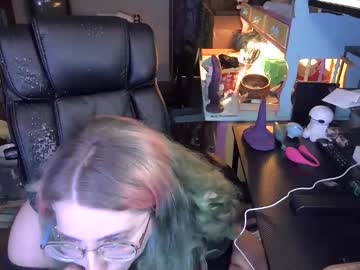 Laughingleo Chaturbate stream image from October 20, 2025