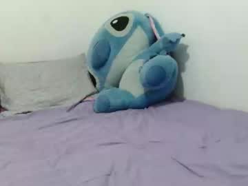 Aalexagomez Chaturbate stream image from October 20, 2025
