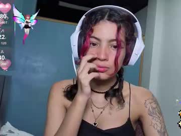 Helia_N_Amy Chaturbate stream image from October 20, 2025