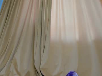 Miko_Moonn Chaturbate stream image from October 20, 2025