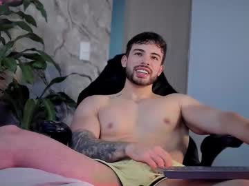 Valenthinoking Chaturbate stream image from October 20, 2025