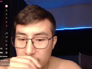 Andrewmhilton_ Chaturbate stream image from October 20, 2025