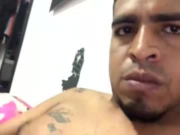 Latinxclusive Chaturbate stream image from October 20, 2025