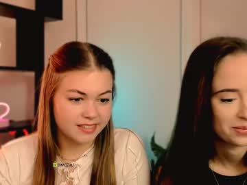 Jasmies Chaturbate stream image from October 20, 2025