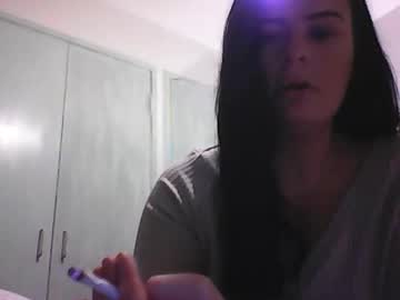 Beansontoes Chaturbate stream image from October 20, 2025