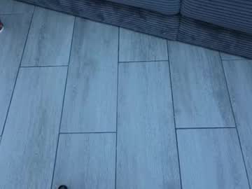 Elletteburnard Chaturbate stream image from October 20, 2025