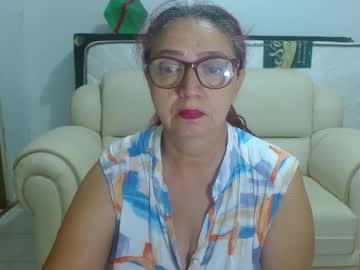Lorenatits Chaturbate stream image from October 20, 2025