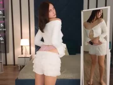 Miravelle_ Chaturbate stream image from October 20, 2025