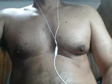 Vittohot Chaturbate stream image from October 20, 2025