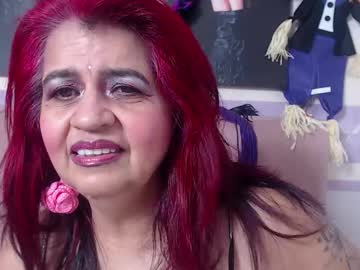 Roxettemature Chaturbate stream image from October 20, 2025