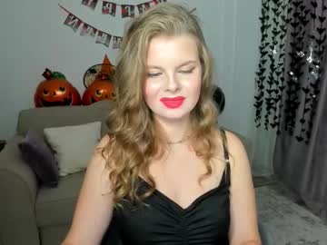 Wildedesire Chaturbate stream image from October 20, 2025