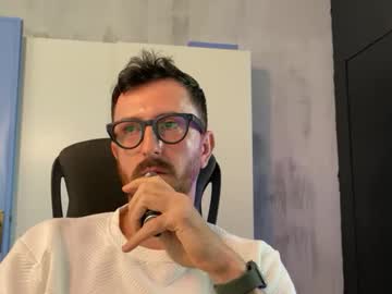 Sirmaxx1 Chaturbate stream image from October 20, 2025