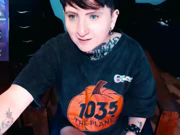 Ftmblueyes Chaturbate stream image from October 20, 2025