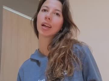 Jolie_Lov Chaturbate stream image from October 20, 2025
