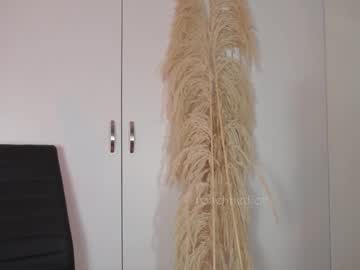 Roselinedior Chaturbate stream image from October 20, 2025