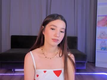 Yayong Chaturbate stream image from October 20, 2025