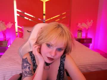 Cutiiebunny Chaturbate stream image from October 20, 2025