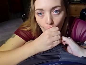 Eands4200 Chaturbate stream image from October 20, 2025