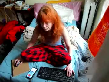 Jenovakitty Chaturbate stream image from October 20, 2025
