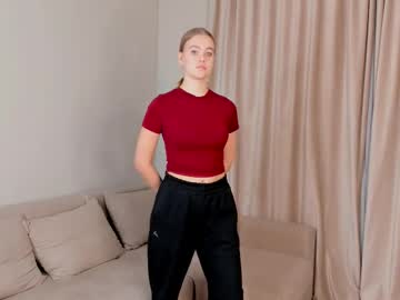 Leecapella Chaturbate stream image from October 20, 2025