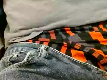 Plentyofluv Chaturbate stream image from October 20, 2025