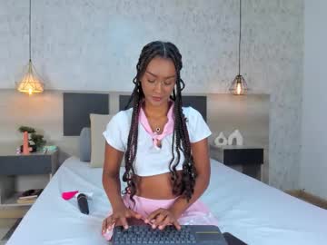 Zhara_Lenoire Chaturbate stream image from October 20, 2025