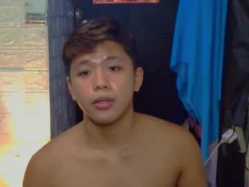 Edrianburca052 Chaturbate stream image from October 20, 2025