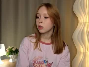 Lil_Redshine Chaturbate stream image from October 20, 2025