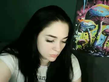 Lunikdarya Chaturbate stream image from October 20, 2025