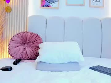 Carolriveraa Chaturbate stream image from October 20, 2025