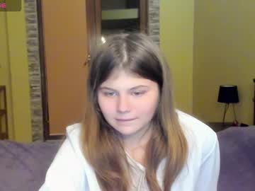 Lilly_Jess Chaturbate stream image from October 20, 2025