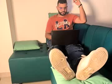 Masterbear01 Chaturbate stream image from October 20, 2025