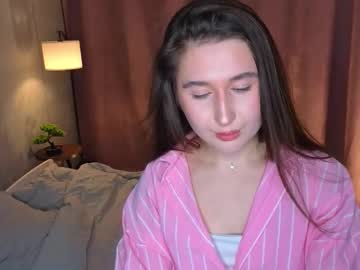 Chelsiecleal Chaturbate stream image from October 20, 2025
