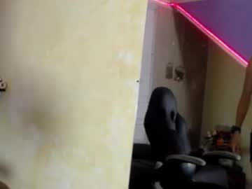 Jhaason2 Chaturbate stream image from October 20, 2025