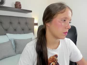 Nataly_Rodri Chaturbate stream image from October 20, 2025