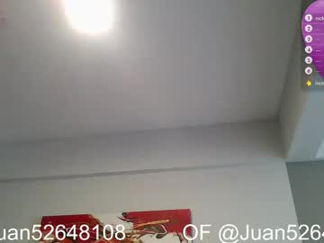 Johnq_23 Chaturbate stream image from October 20, 2025