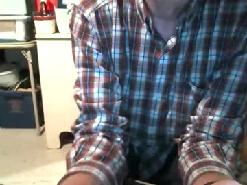 Mikeb3200 Chaturbate stream image from October 20, 2025