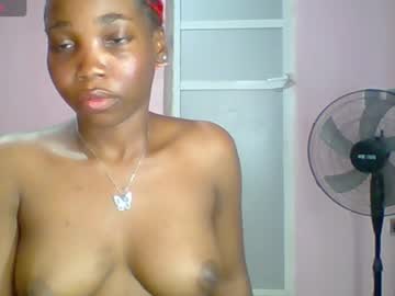 Sexyhotbody_Haileyxx Chaturbate stream image from October 20, 2025