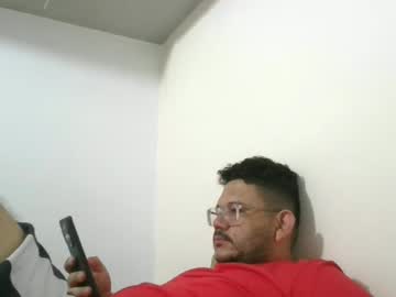 Cachondo695 Chaturbate stream image from October 21, 2025