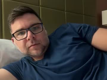 Kinetics1234 Chaturbate stream image from October 21, 2025