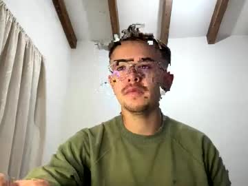 Mikepiper09 Chaturbate stream image from October 21, 2025
